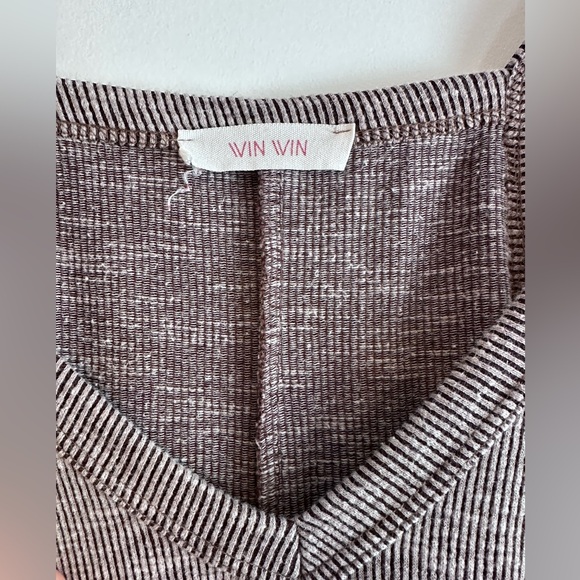 Boutique gray/mauve Spaghetti Strap Romper NWOT - Picture 3 of 7